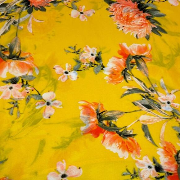 Rose + Olive- Yellow Floral Print Blouse- On or Off the Shoulders- Size Medium - Picture 7 of 9